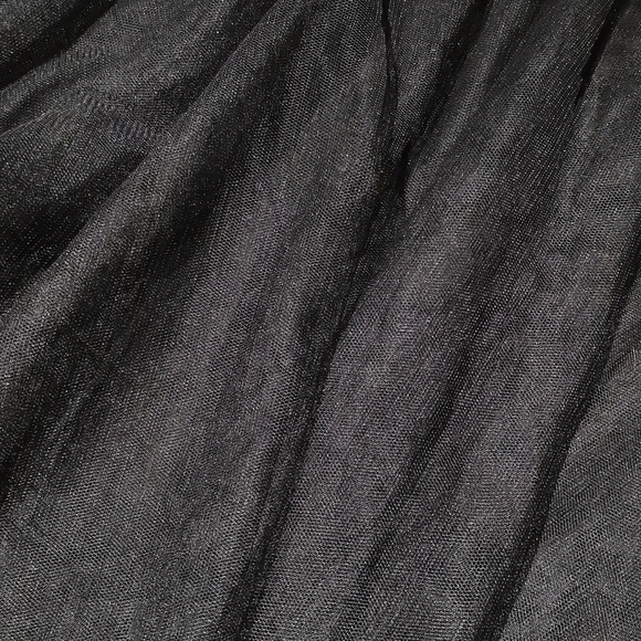 Mini black skirt - Picture 2 of 2